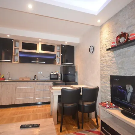 Eol * Ζλάτιμπορ